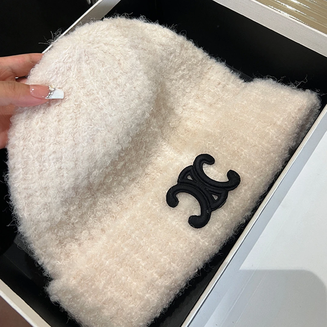 香港高品质凯旋门针织帽子女秋冬季保暖防风护耳大头围毛线帽