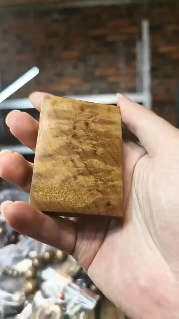 【闪购商品】楠木（金丝楠）把件无事牌