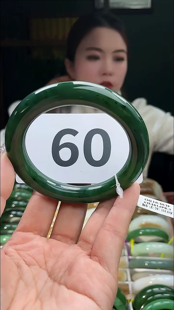 定制和田玉和田玉手镯