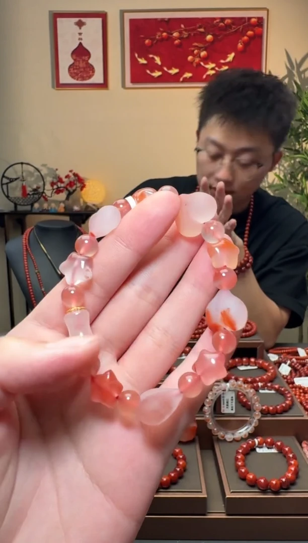 南红玛瑙手串未镶嵌一个 多样性发货