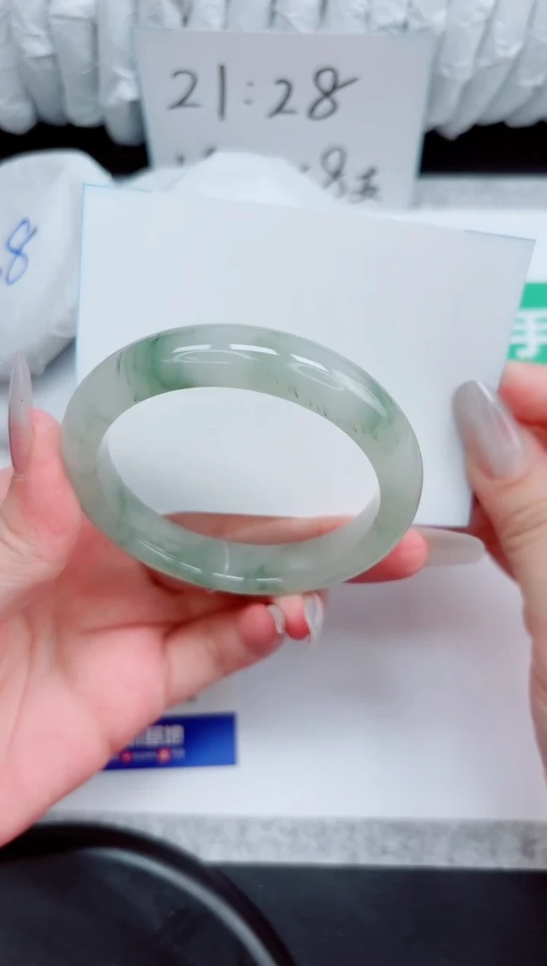 石英质玉手镯未镶嵌5-56.3