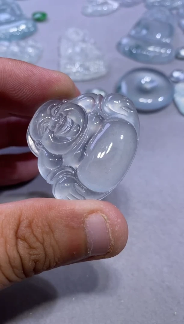 吊坠(不含链)未镶嵌翡翠佛公38800  34.1  41.1  5.9