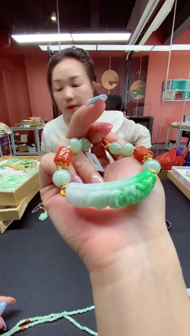 颈饰未镶嵌翡翠翡翠手串