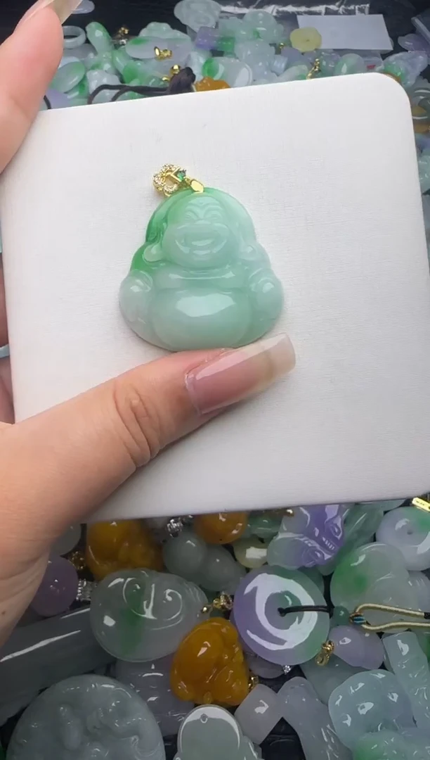 翡翠未镶嵌颈饰天然缅甸翡翠吊坠
