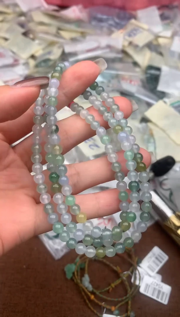未镶嵌挂件翡翠—