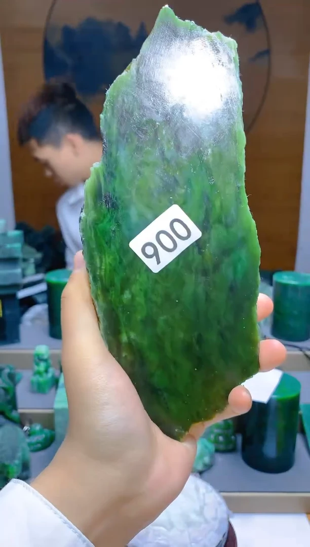 和田玉（碧玉）未镶嵌珠宝半成品1