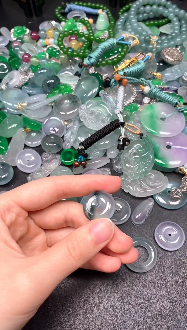 翡翠未镶嵌颈饰所见即所得（一物一图）186