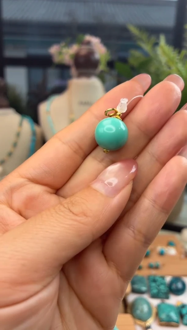 18K金镶嵌绿松石吊坠(不含链)1