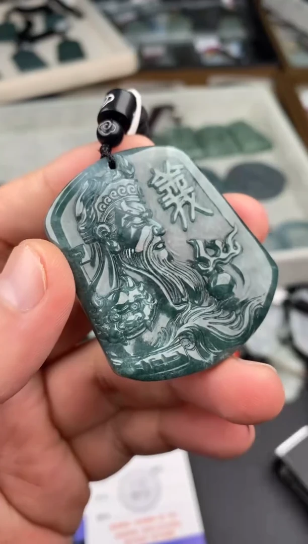 【闪购商品】翡翠颈饰未镶嵌  天然翡翠，一物一图