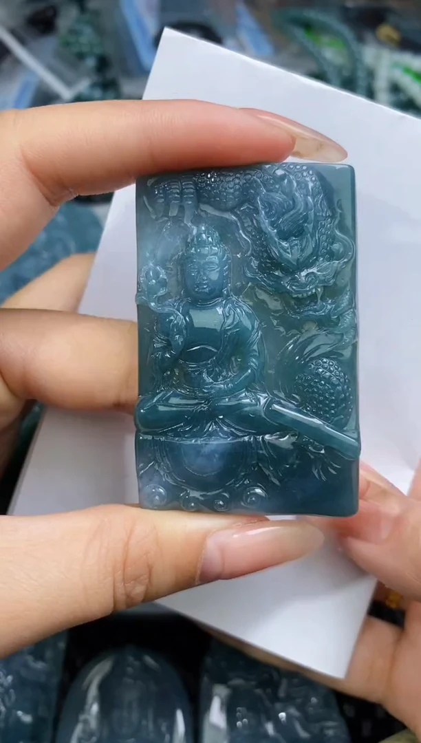 【闪购商品】翡翠颈饰未镶嵌