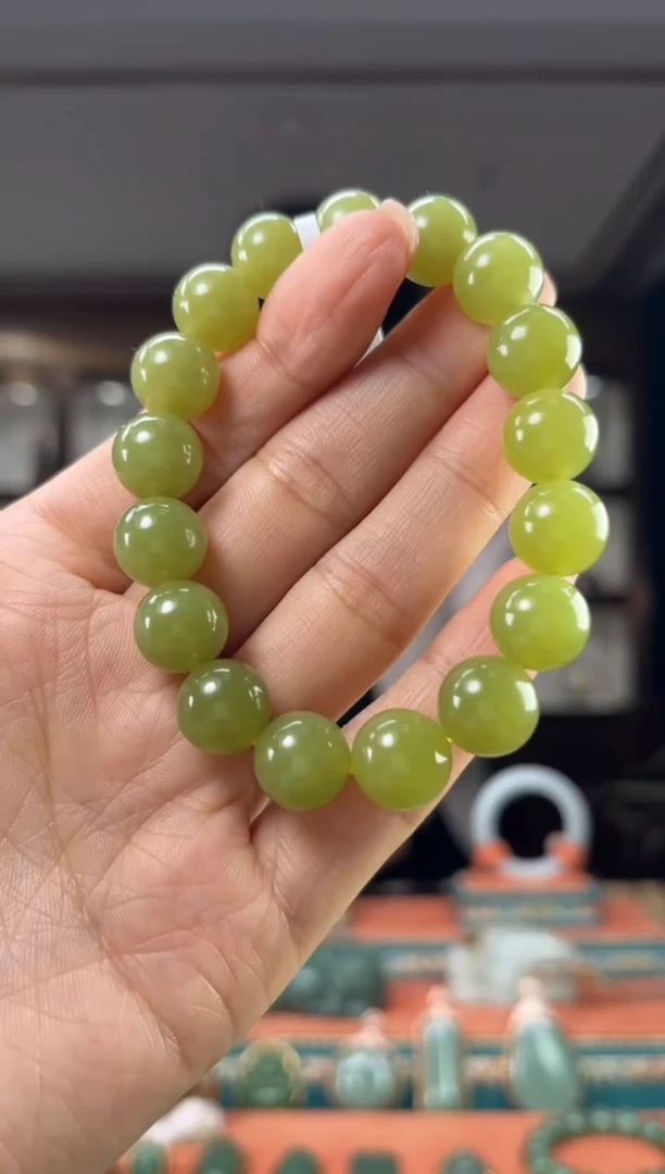 颈饰未镶嵌和田玉佩佩12mm左右