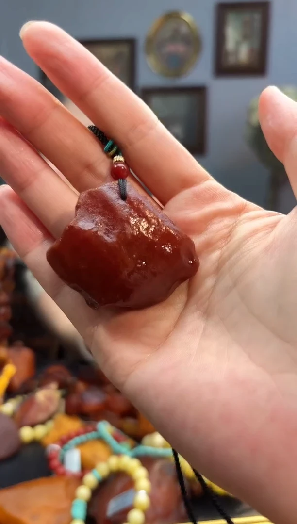 琥珀颈饰未镶嵌吊坠