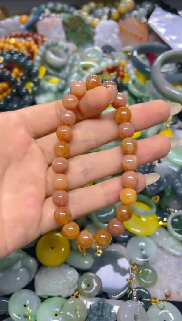 颈饰未镶嵌翡翠8MM/ T /翡翠A货，一件也是批发价