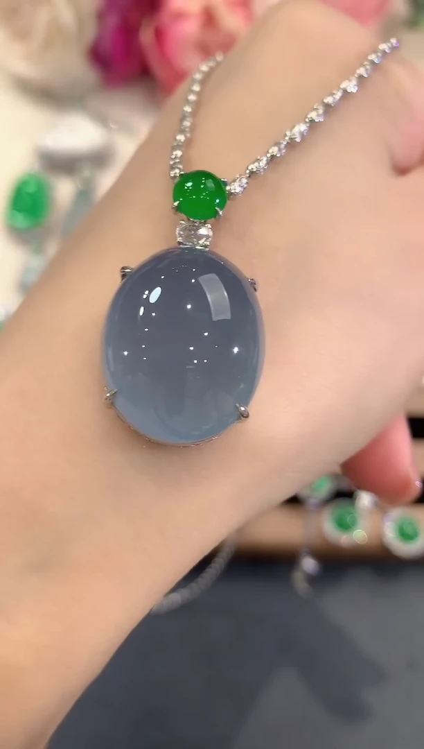 吊坠(不含链)18K金镶嵌翡翠s83紫货有色差