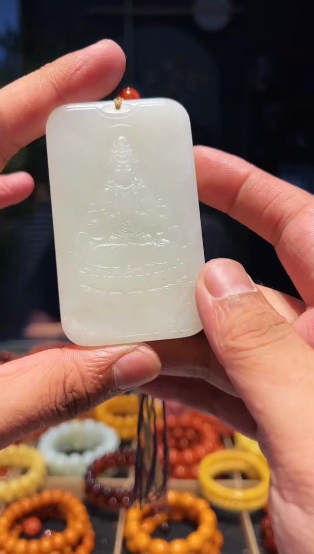 手串未镶嵌和田玉挂件