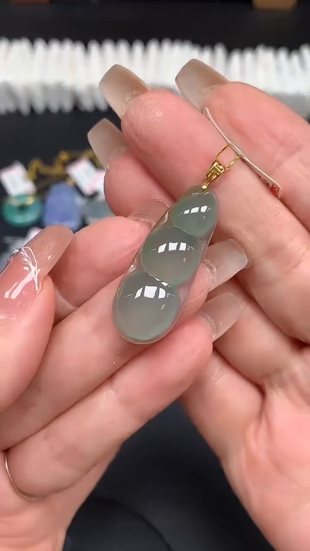 翡翠18K金镶嵌吊坠(不含链)MS188052