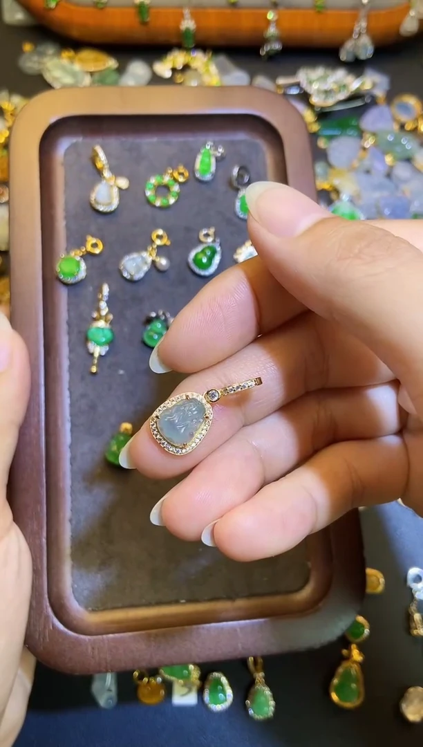 吊坠(不含链)银S925镶嵌翡翠海**空1