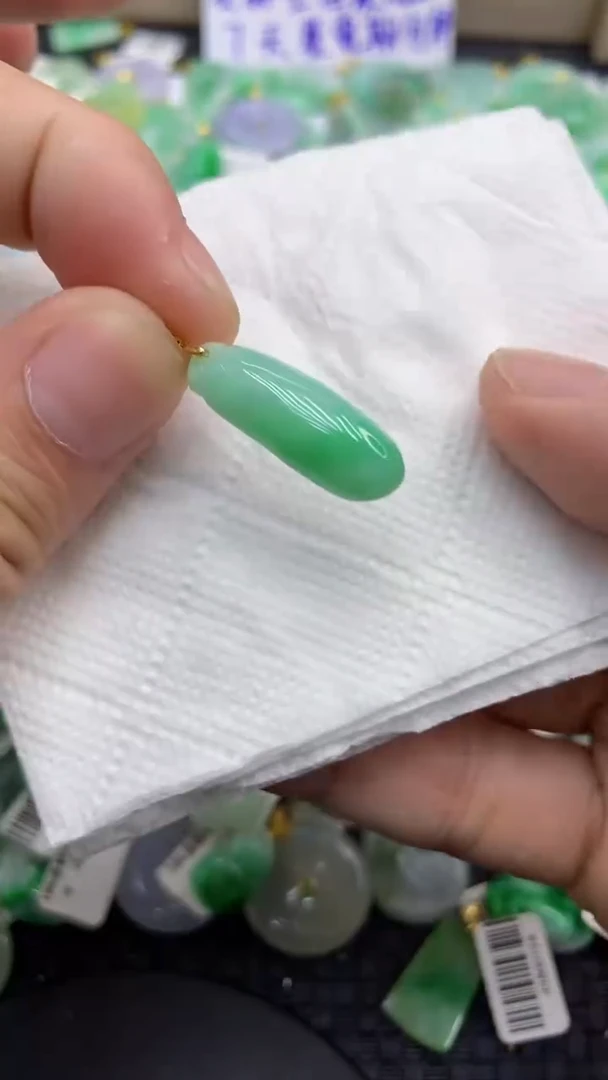 颈饰未镶嵌翡翠天然缅甸A货翡翠