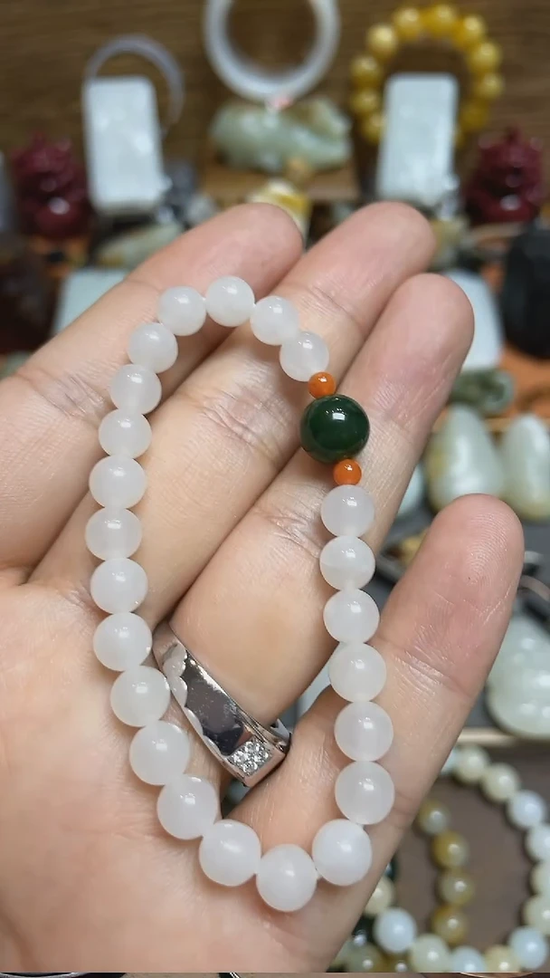 和田玉未镶嵌把件手串