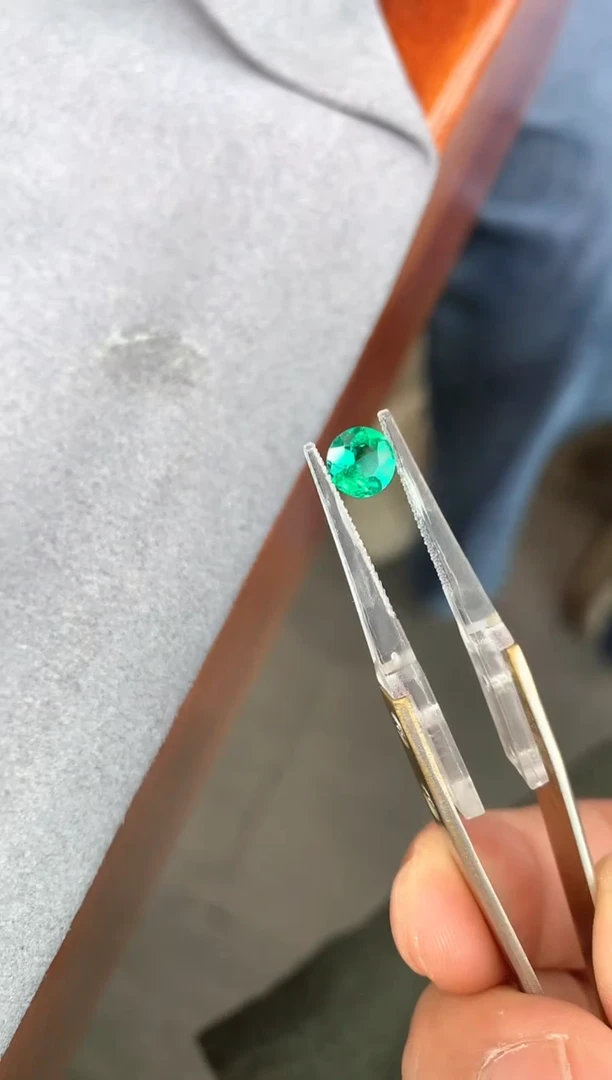 裸石未镶嵌祖母绿0.72ct