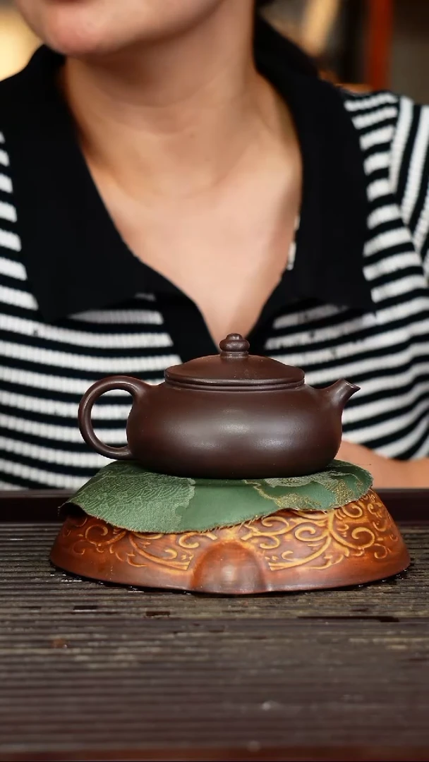 宜兴原矿紫砂壶茶壶宜兴原矿紫砂壶茶壶150C