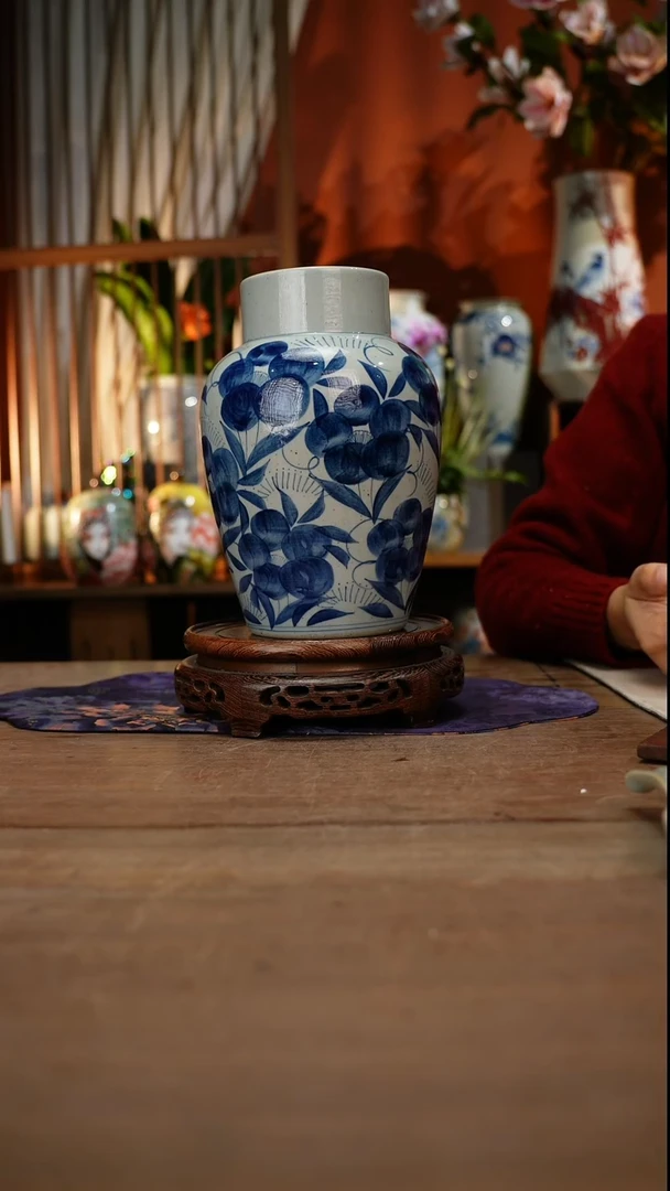 当代景德镇设计师釉下手绘陶瓷花瓶