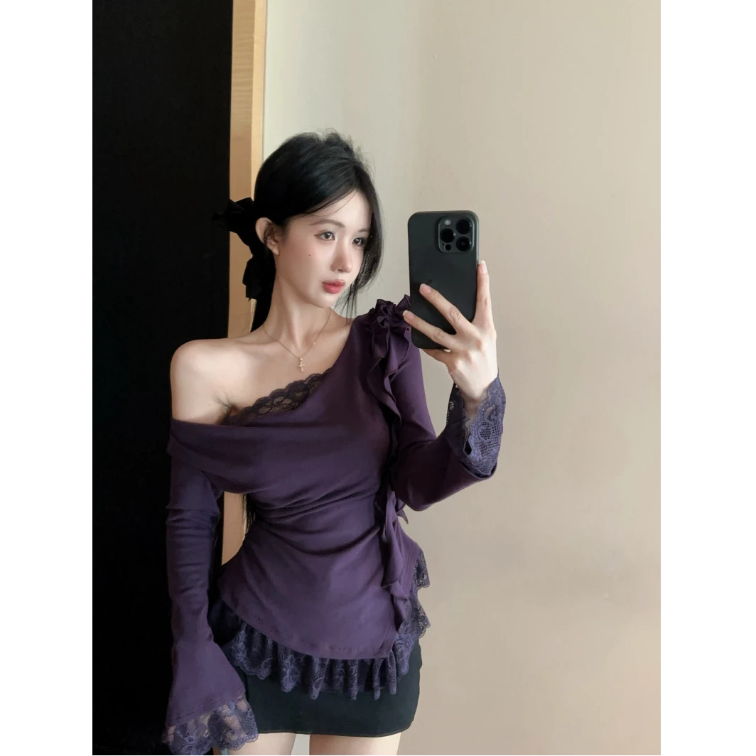 纯欲风蕾丝荡领长袖T恤设计感假两件打底衫上衣百搭黑色半身裙