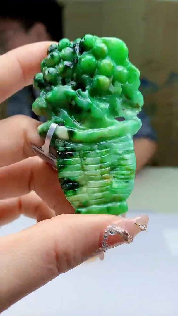【闪购商品】定制翡翠未镶嵌4688ty-毛货挂件131
