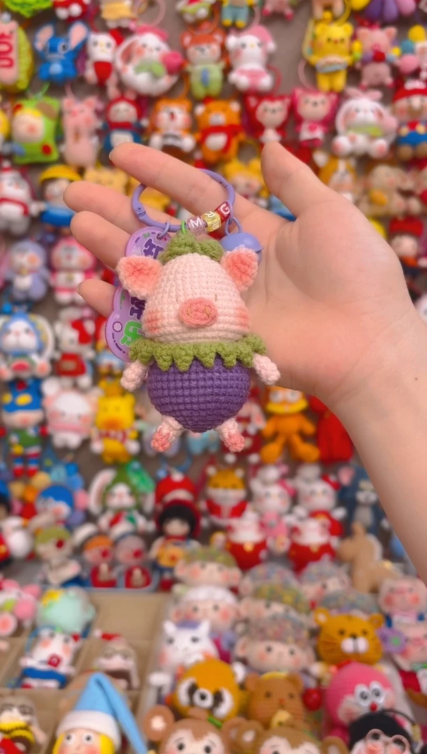 纯手工毛线钩织成品紫色小猪