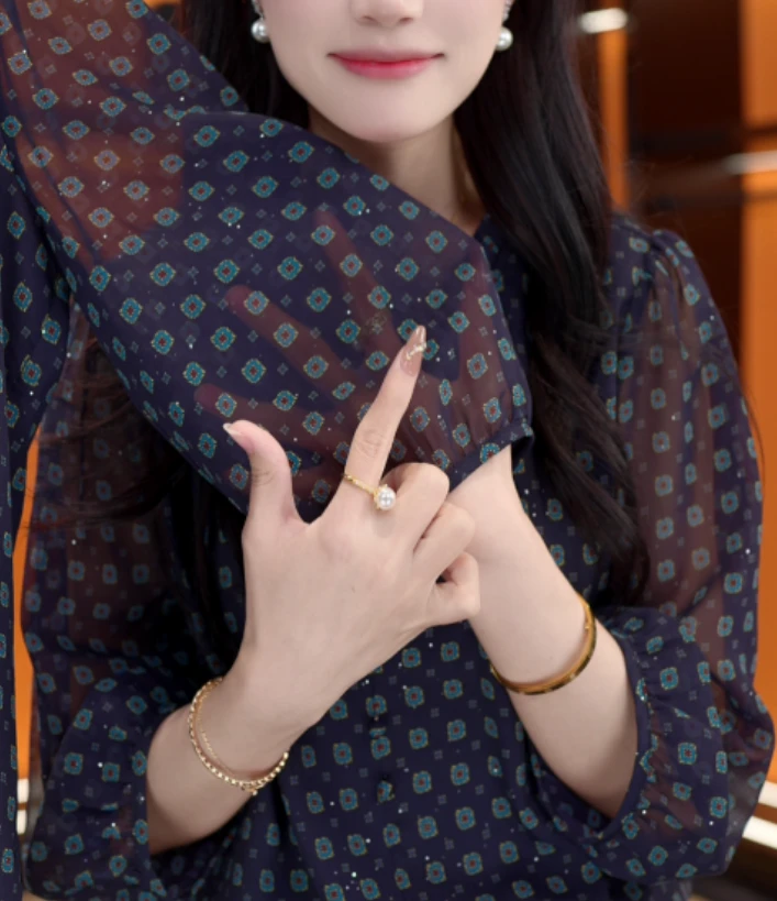 紫烟2025新款新中式国风设计感气质小衫M594金金