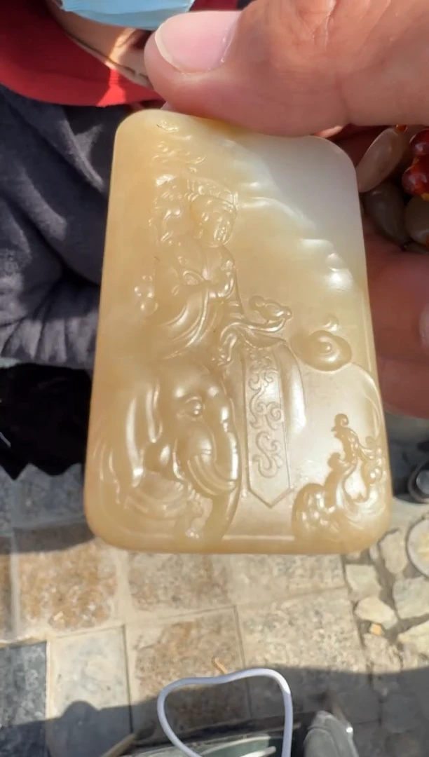 未镶嵌戒指和田玉（糖玉）和田玉