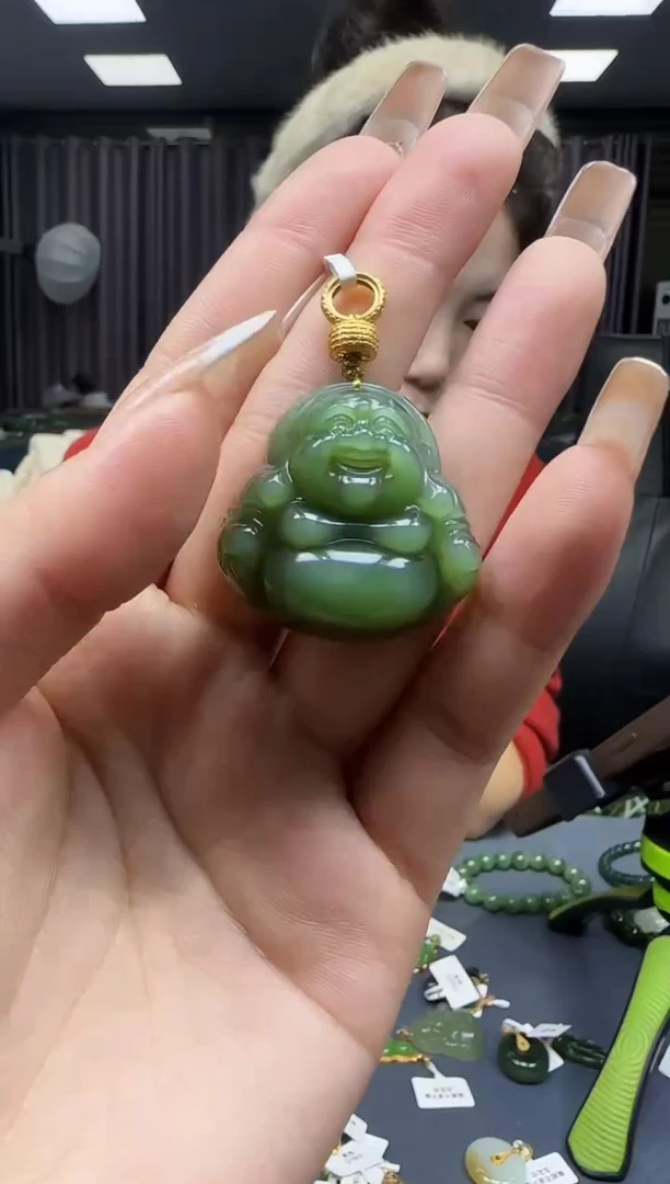 【闪购商品】和田玉挂件18K金镶嵌1