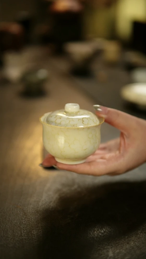 阿眠      云龙糖水釉祥云盖碗