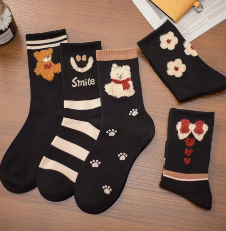 五双装秋冬笑脸羽毛纱女袜中高筒冬季新款高级韩版ins潮百搭小熊