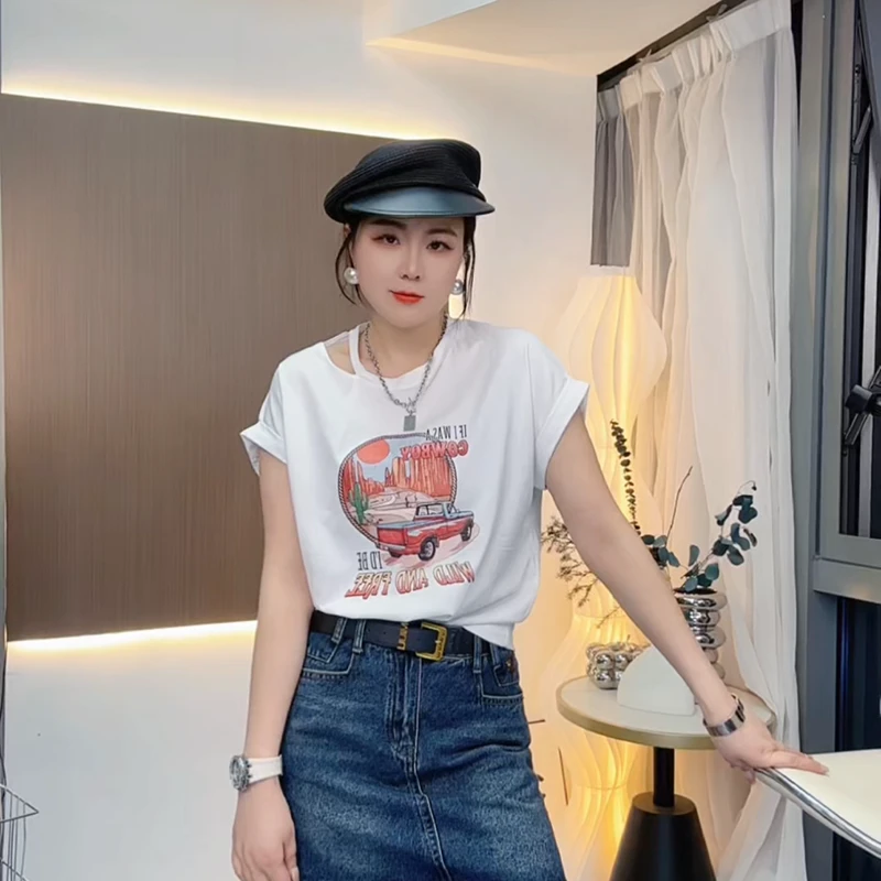 夏季时尚气质圆领设计感漏锁骨T恤