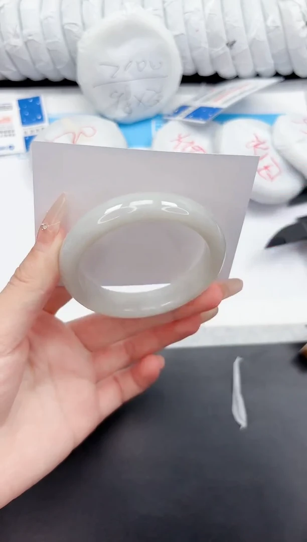 和田玉手镯未镶嵌47-53.5YZ