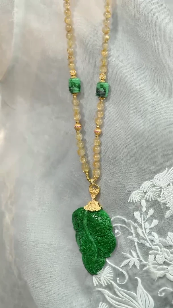 翡翠未镶嵌颈饰@CS008040125Z@