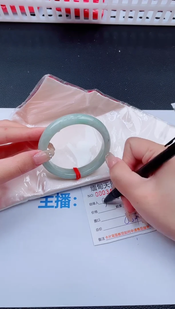 未镶嵌手镯翡翠12天然翡翠手镯