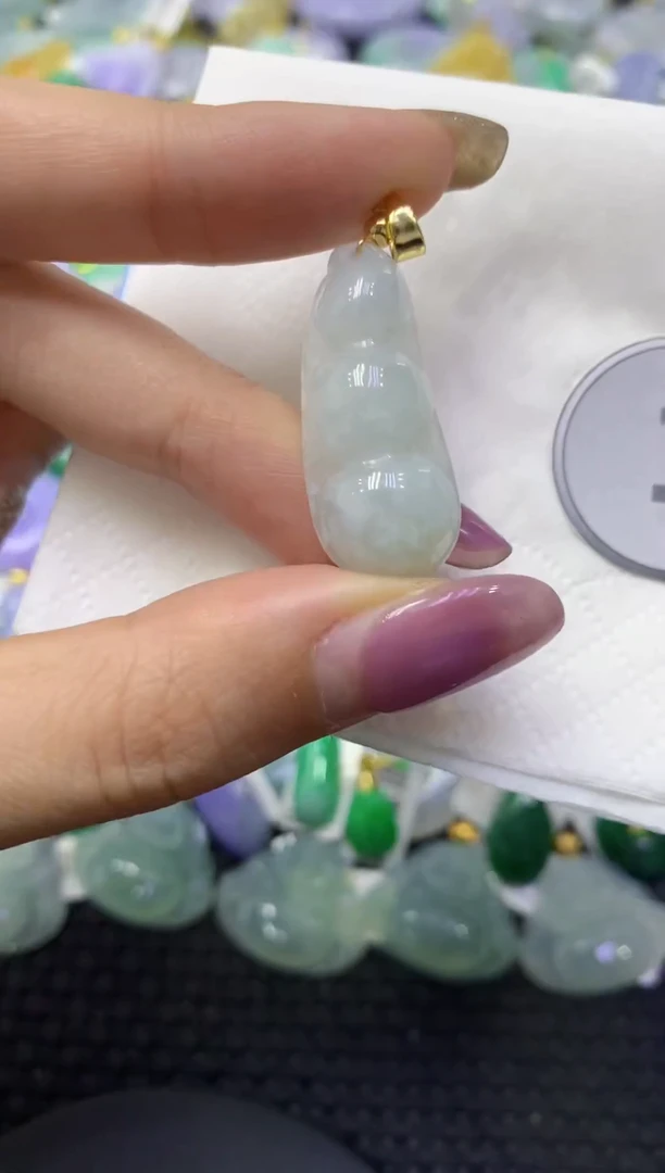 颈饰未镶嵌翡翠天然缅甸翡翠A货