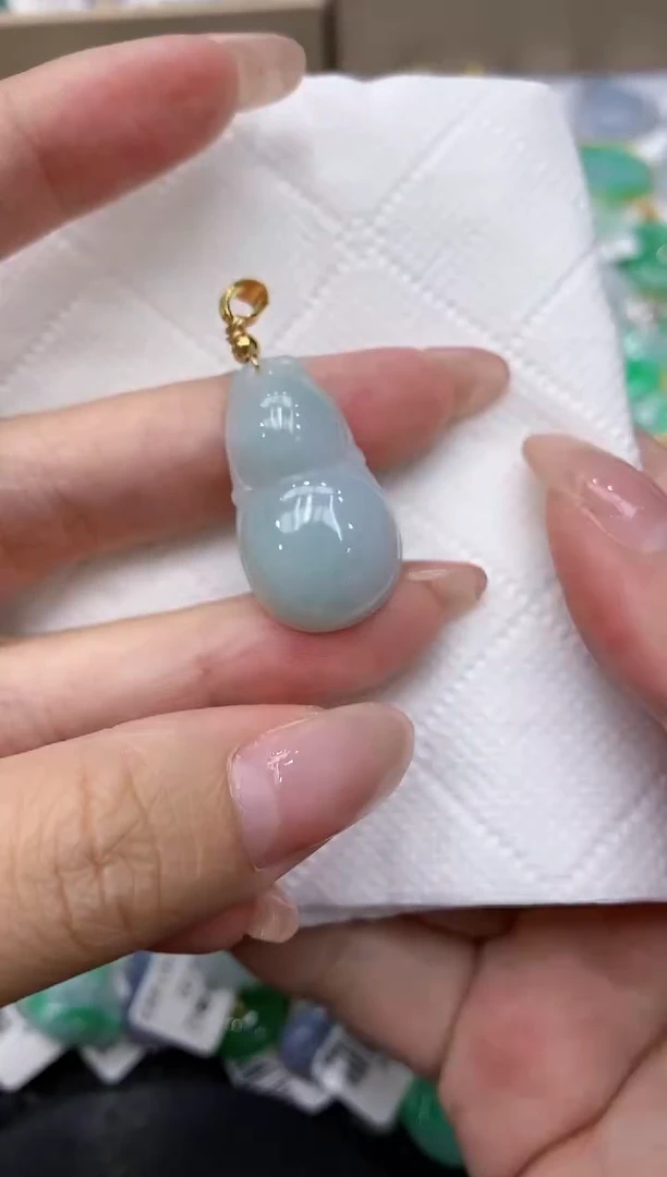 翡翠未镶嵌颈饰111111111