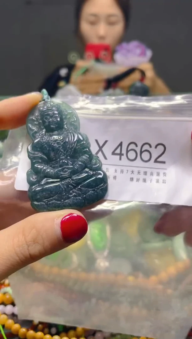 颈饰未镶嵌翡翠/X/翡翠A货，一件也是批发价
