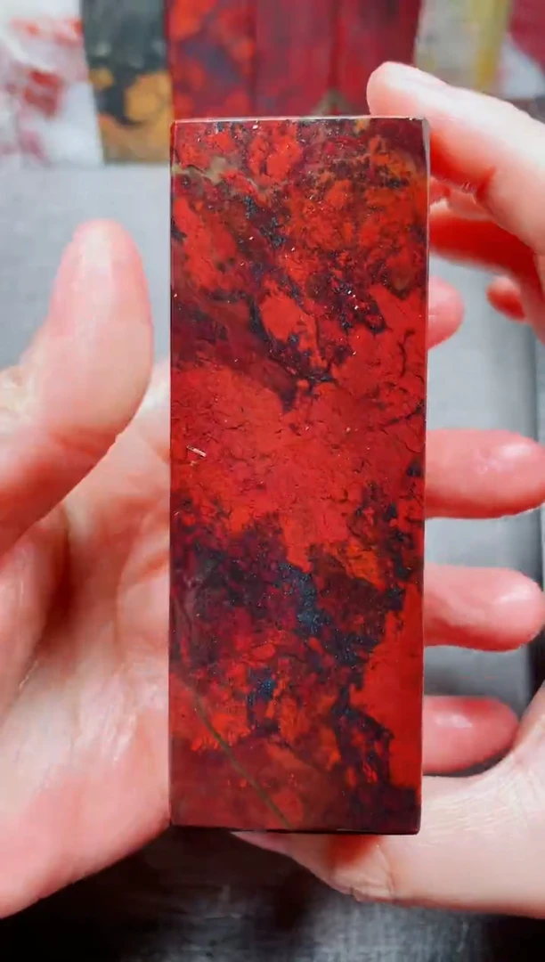 玉桂林鸡血玉素章艳血红33