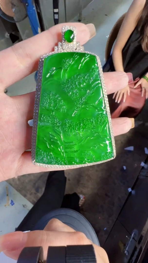 未镶嵌定制翡翠翡翠A货有轻微色差属于正常现象，山水多样性发货1