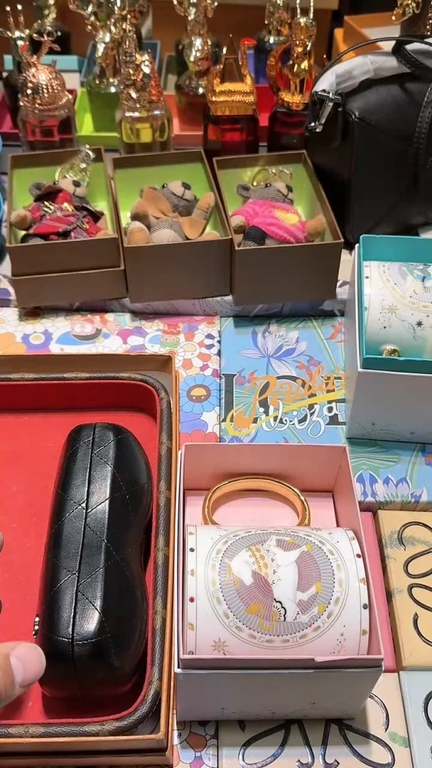 【闪购商品】瓷片换类目孤品单品一件不留墨镜 燕麦色