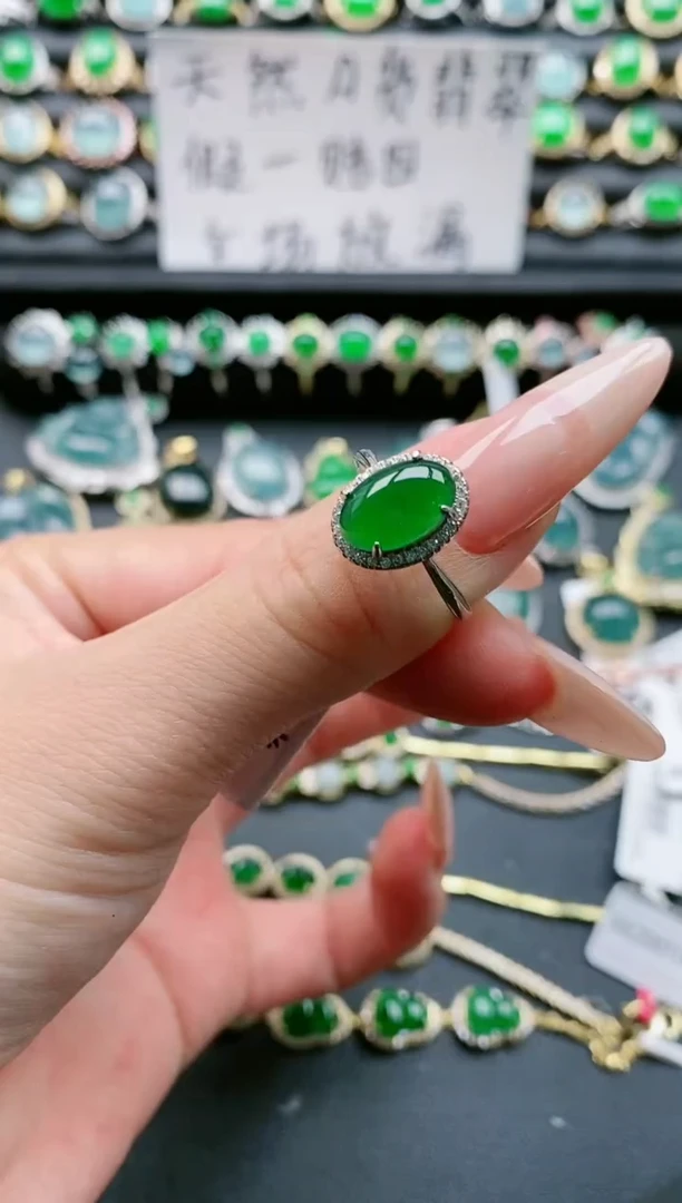 【闪购商品】翡翠戒指银S925镶嵌111111