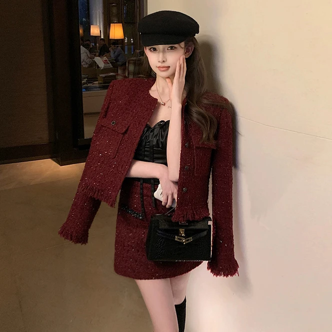 【璇子】8296大码女装2025冬季新款设计感小香风外套+半身裙套装