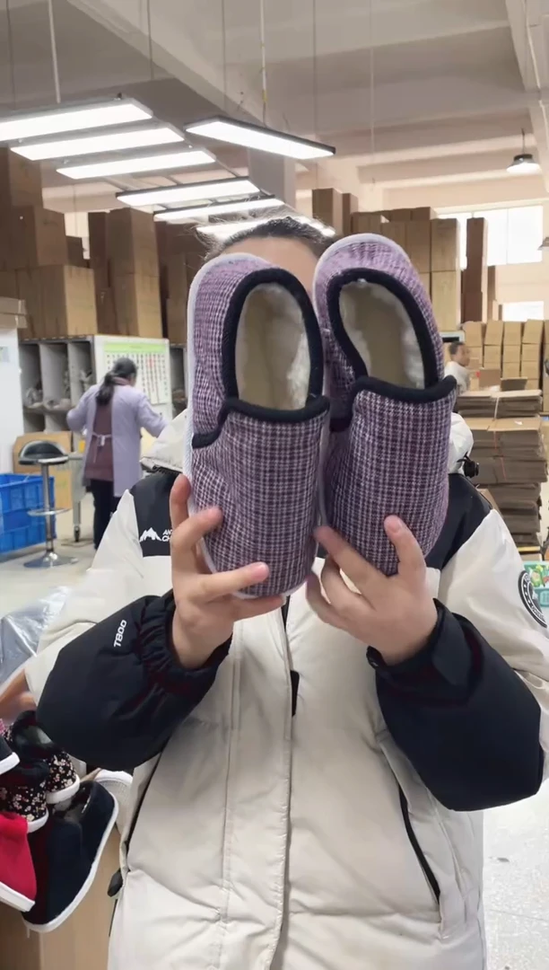3-17紫格棉鞋38码