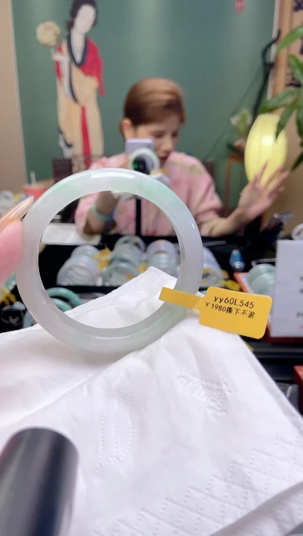 翡翠手镯未镶嵌54.8圈口x