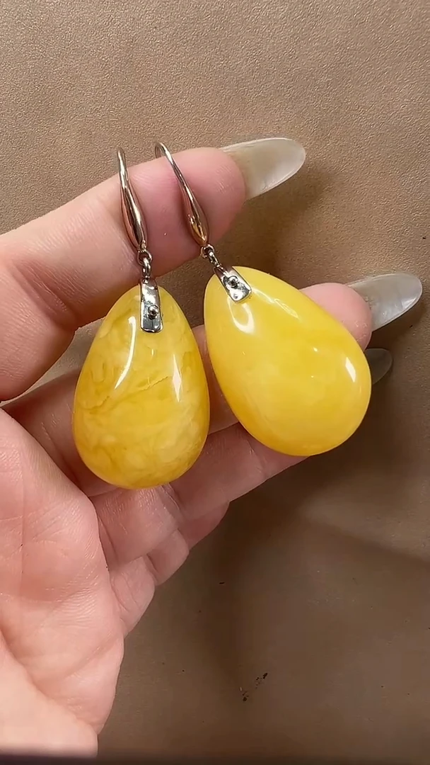 琥珀颈饰未镶嵌耳环