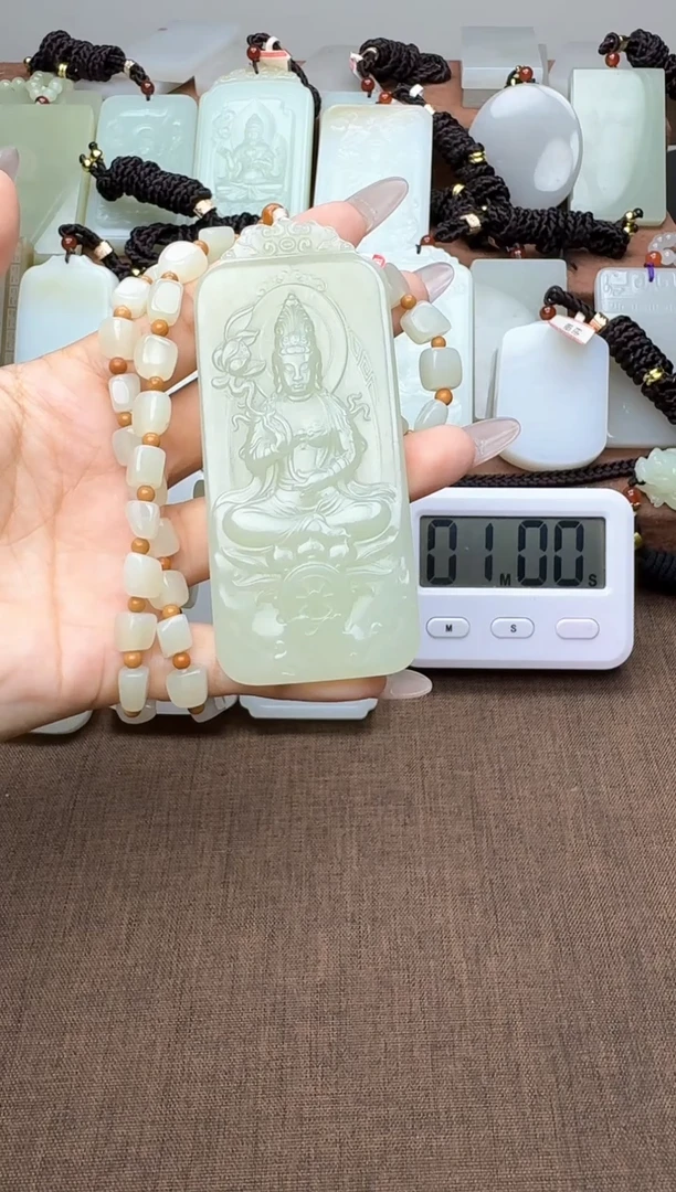 颈饰未镶嵌和田玉小*哥小马哥